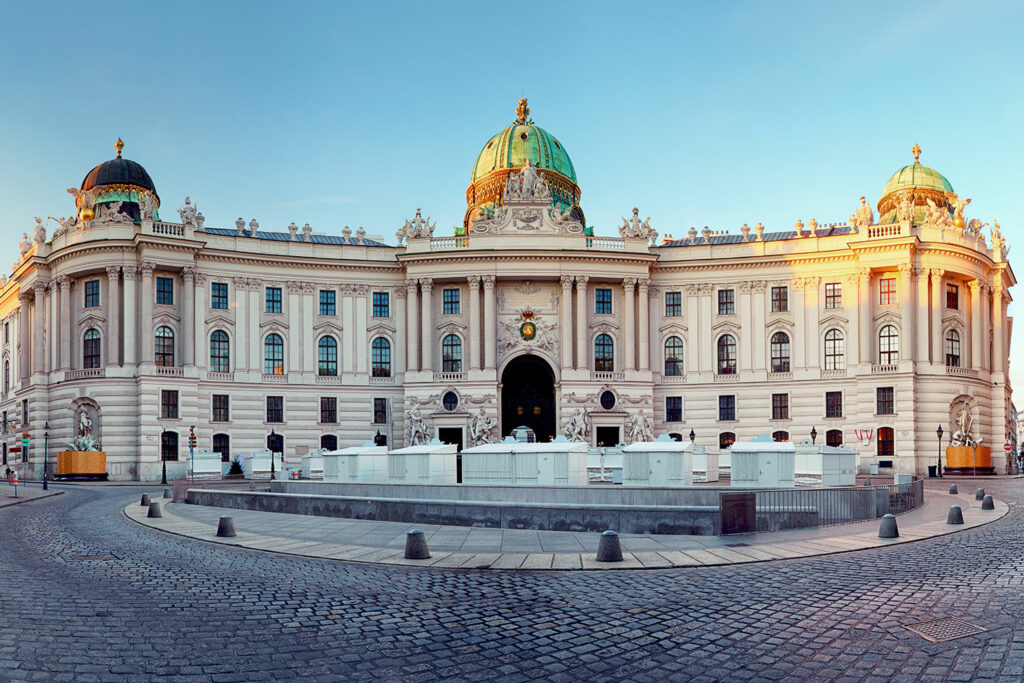 Wiener Hofburg bei Tag von Aussen